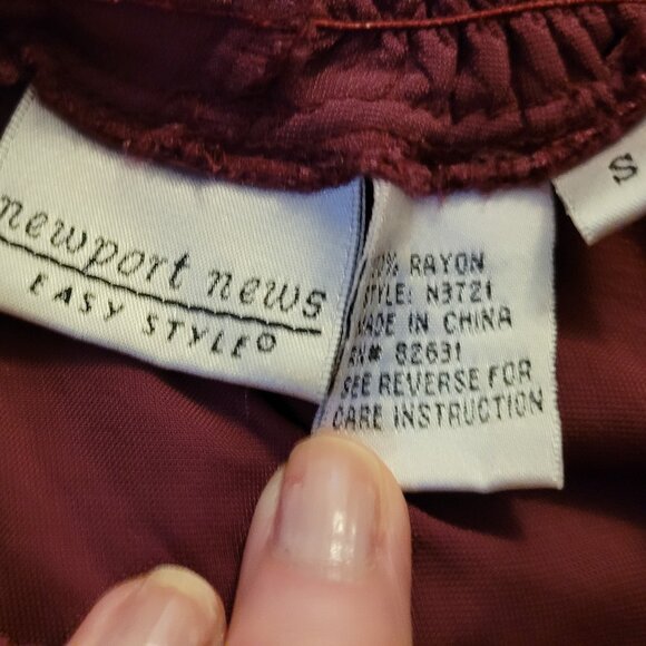 Newport News Velvet, Victorian Renaissance Blouse - Picture 6 of 6